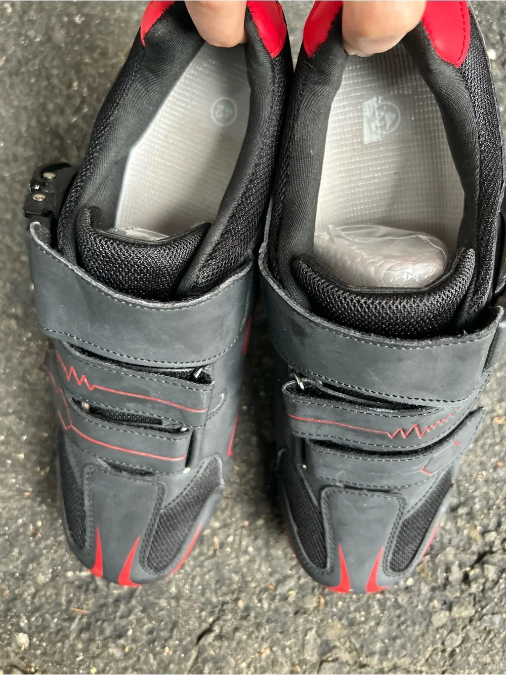 Black and Red Athletic Cycling Shoes - Secure Strap Closure